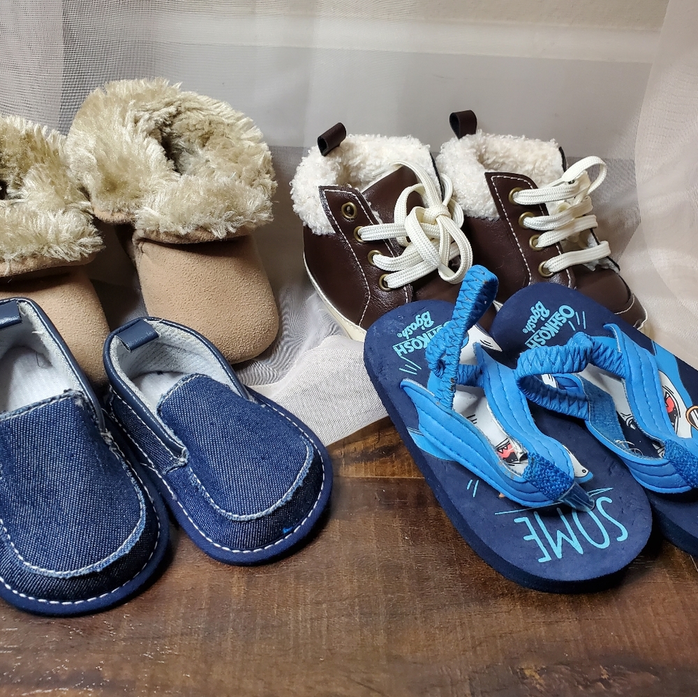 Lot of baby boy shoes